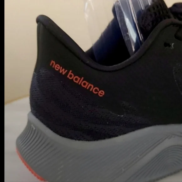 Men's NEW BALANCE Fuel Cell Prism Running Shoes 7.5 - Picture 7 of 11